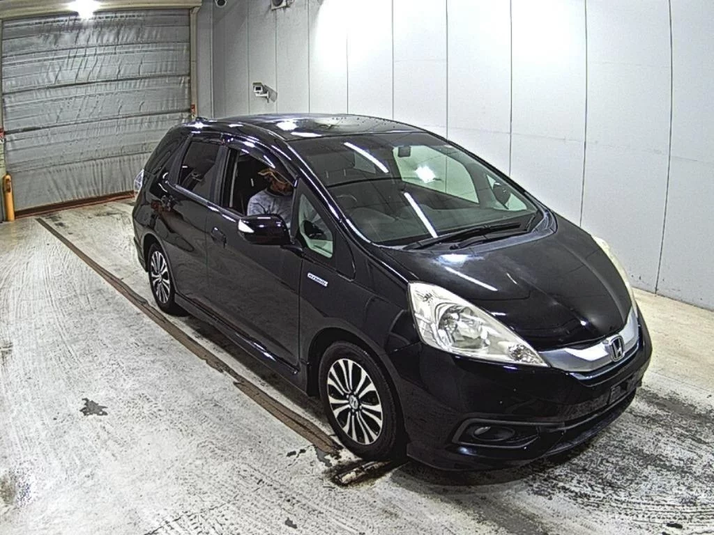 Honda Fit Shuttle GP2 2014